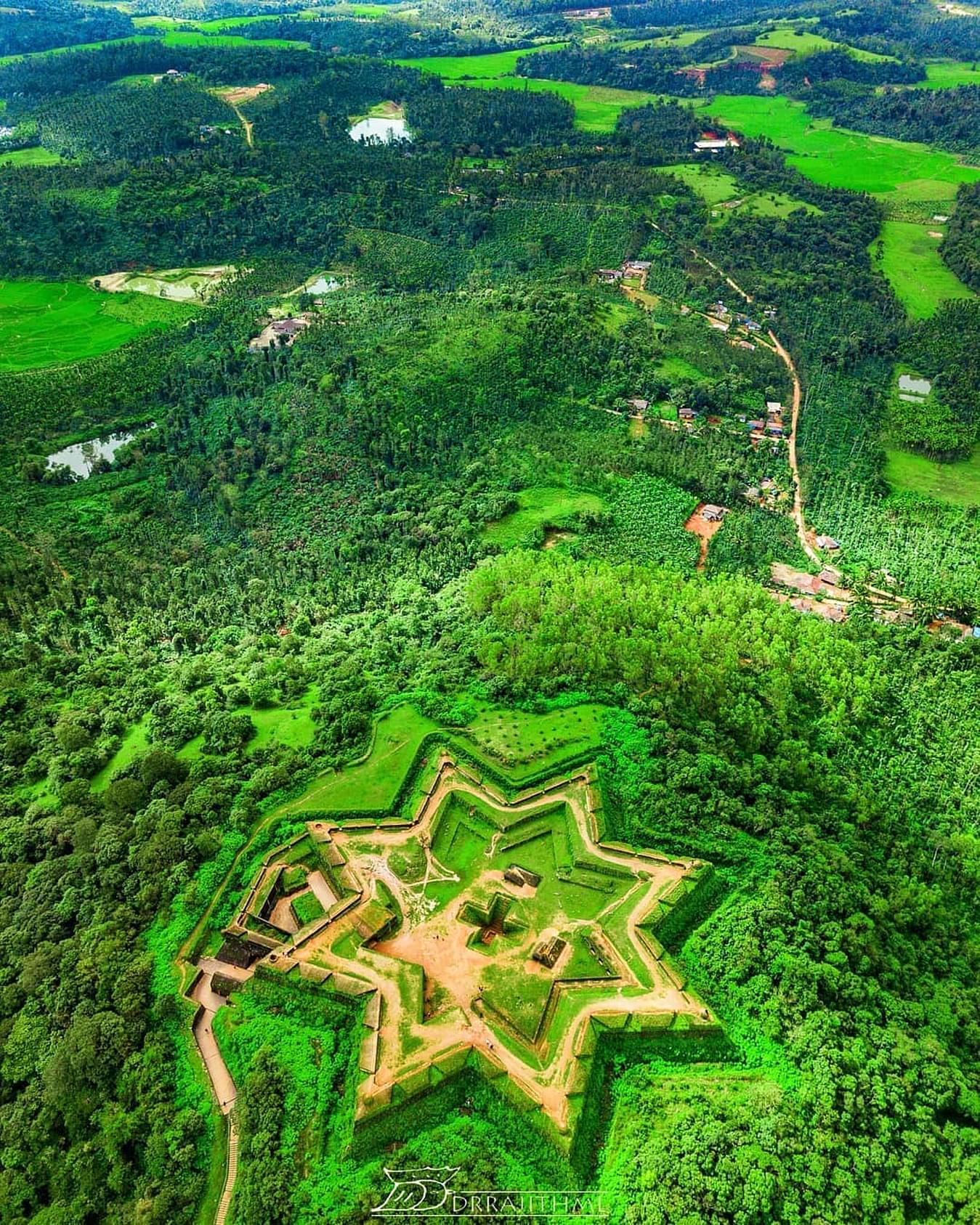 Manjarabad Fort